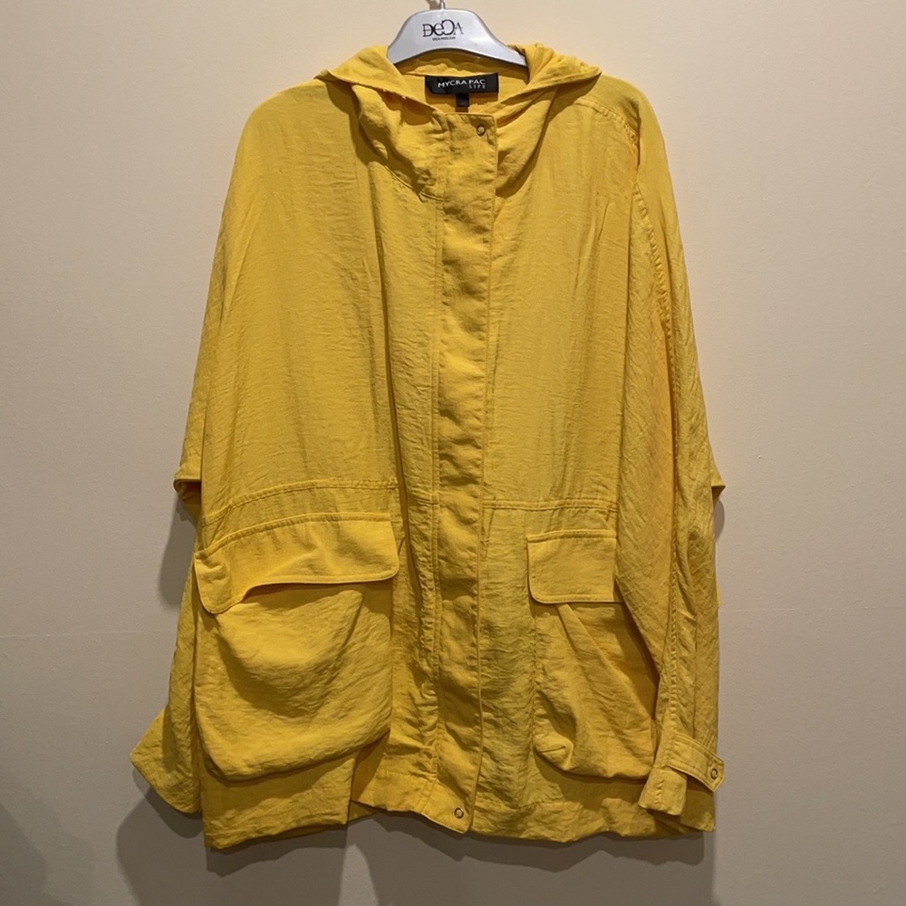 Oversized Hooded Mycra Pac Yellow Jacket, Women's Size 8/Medium